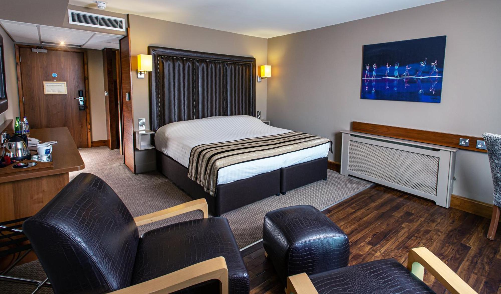 The Big Blue - Pleasure 4* Blackpool
