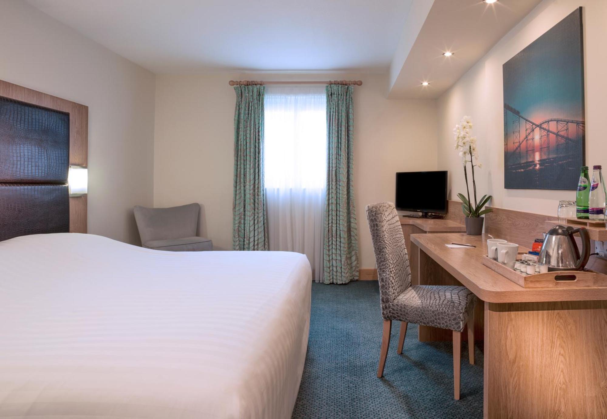 Hotel The Big Blue - Pleasure 4*